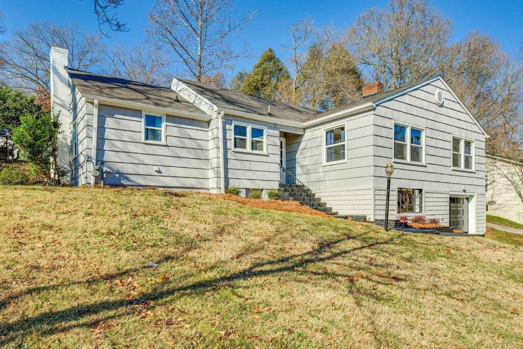فيلا Fully Renovated 4 Bed Buena Vista House Near Wfu وينستون سالم المظهر الخارجي الصورة