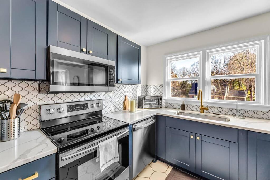 فيلا Fully Renovated 4 Bed Buena Vista House Near Wfu وينستون سالم المظهر الخارجي الصورة