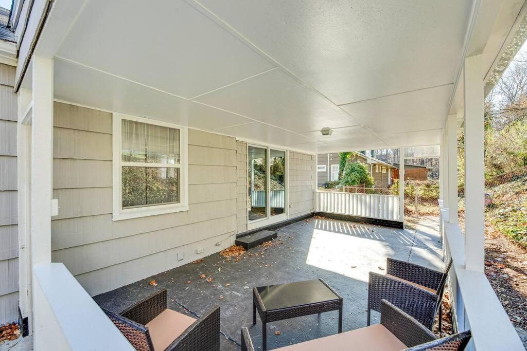 فيلا Fully Renovated 4 Bed Buena Vista House Near Wfu وينستون سالم المظهر الخارجي الصورة